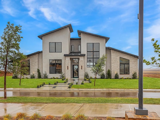 Building Photo - 9405 Rockridge Pkwy