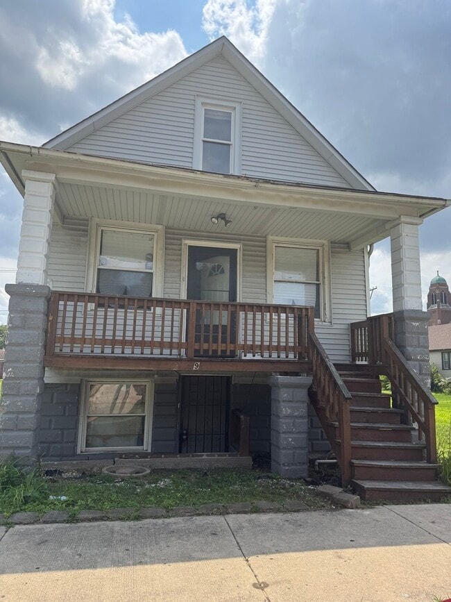 Building Photo - 229 155th St Rental