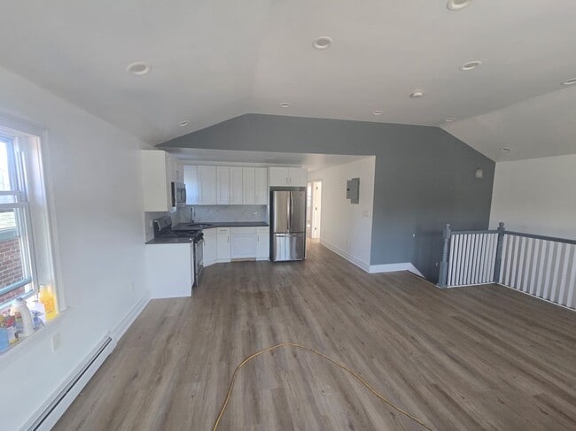 Photo - 1754 Hammersley Ave Unit 2nd flr