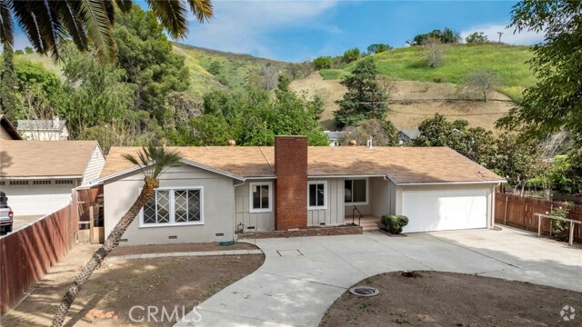 Building Photo - 10244 Wheatland Ave Rental