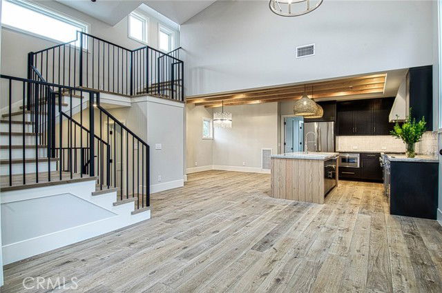 Photo - 710 Avocado Ave