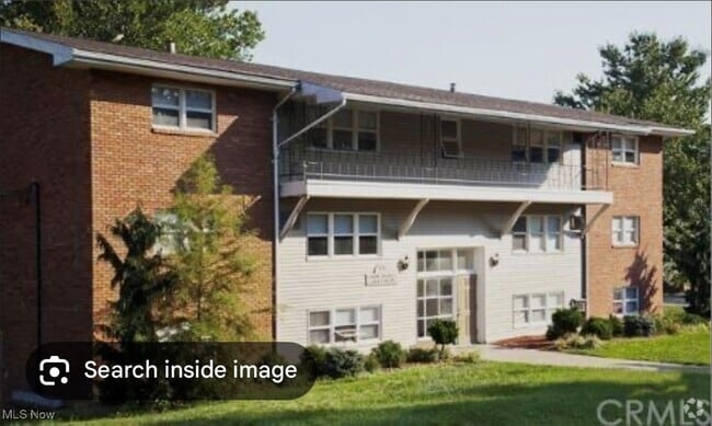 Building Photo - 620 Lakeside Dr Unit 4 Rental