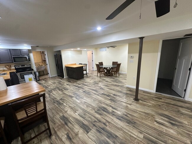 Photo - 7351 Waldman Ave