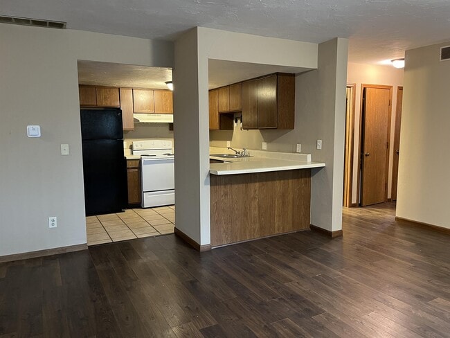 Photo - 122 Burke Ave