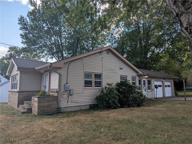 Photo - 602 Longmere Dr