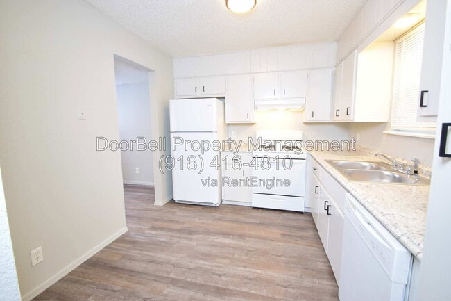 Photo - 14440 S 302nd E Ave Unit B
