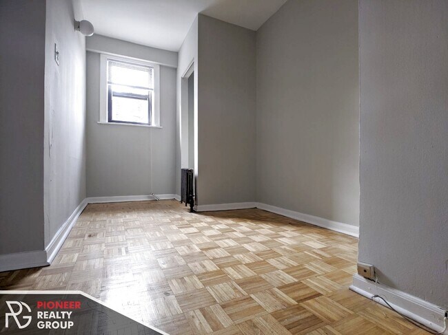 Photo - 717 W Belmont Ave Unit 739-202