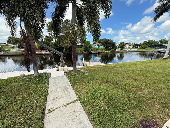 Photo - 165 Dartmouth Dr NW