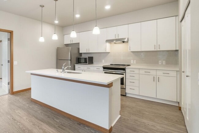 NorthWest Terrace Apartments