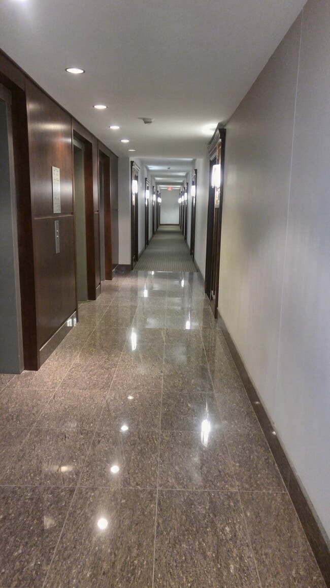 Photo - 238 Besserer St