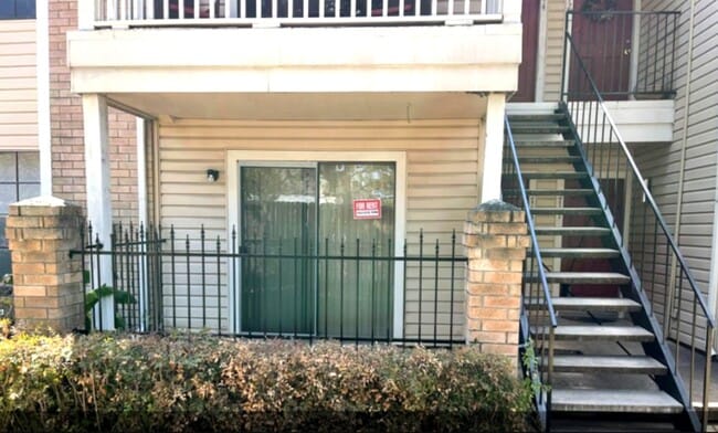 Building Photo - 2750 Holly Hall St Unit 713