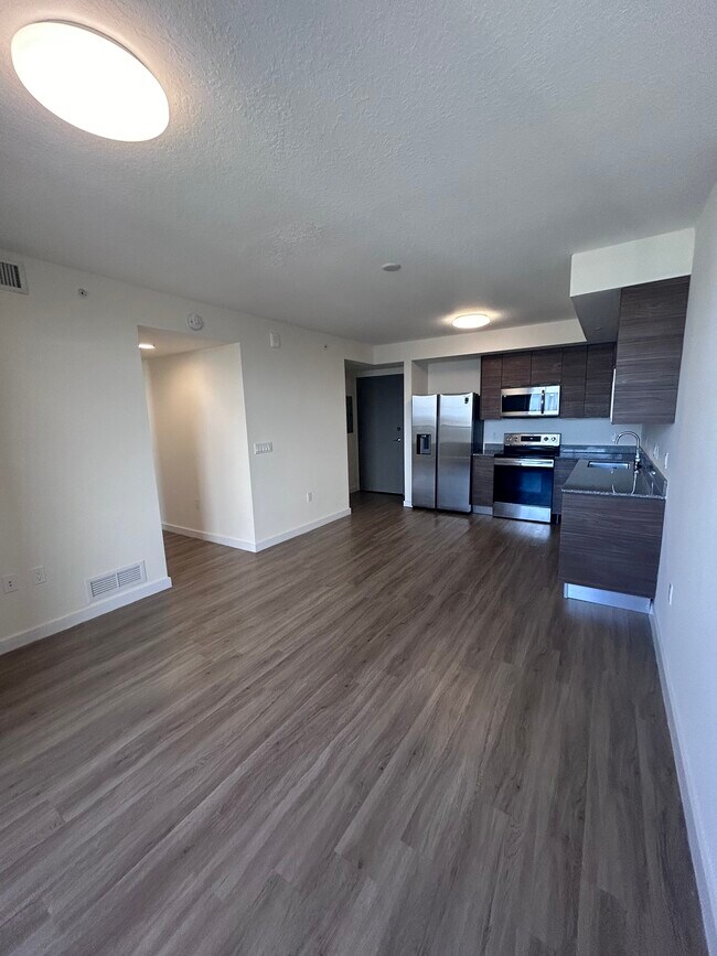 Photo - 421 NW 6th St Unit 1801