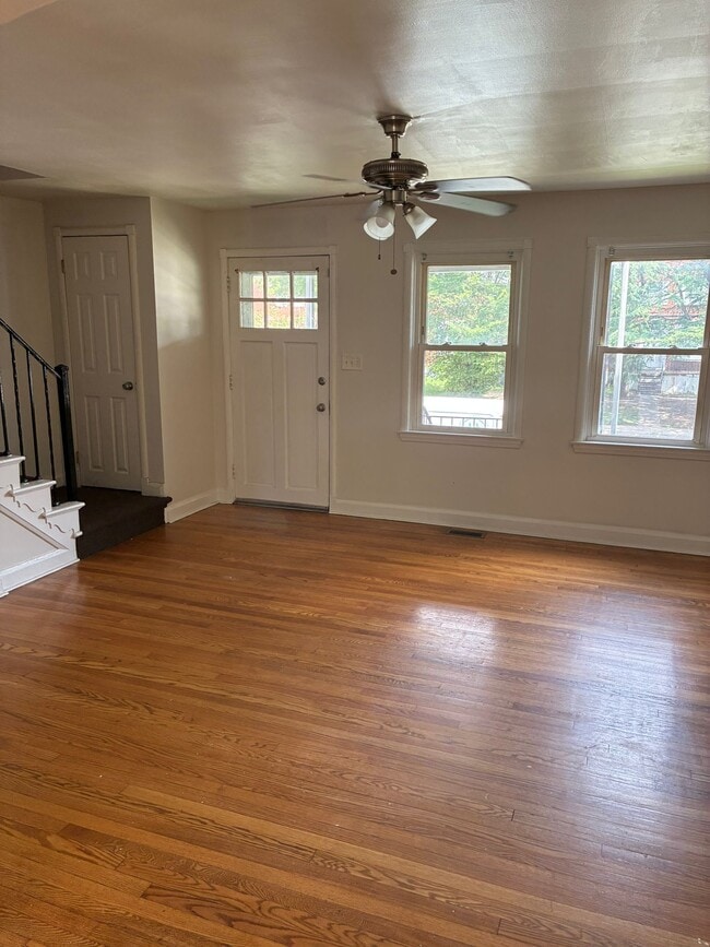 Photo - 1715 E Belvedere Ave