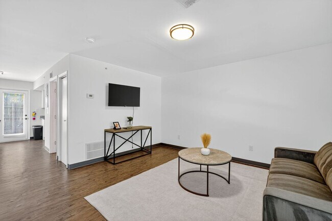 Photo - 5271 W Fayetteville Rd Unidad SI FL2-ID1613355P