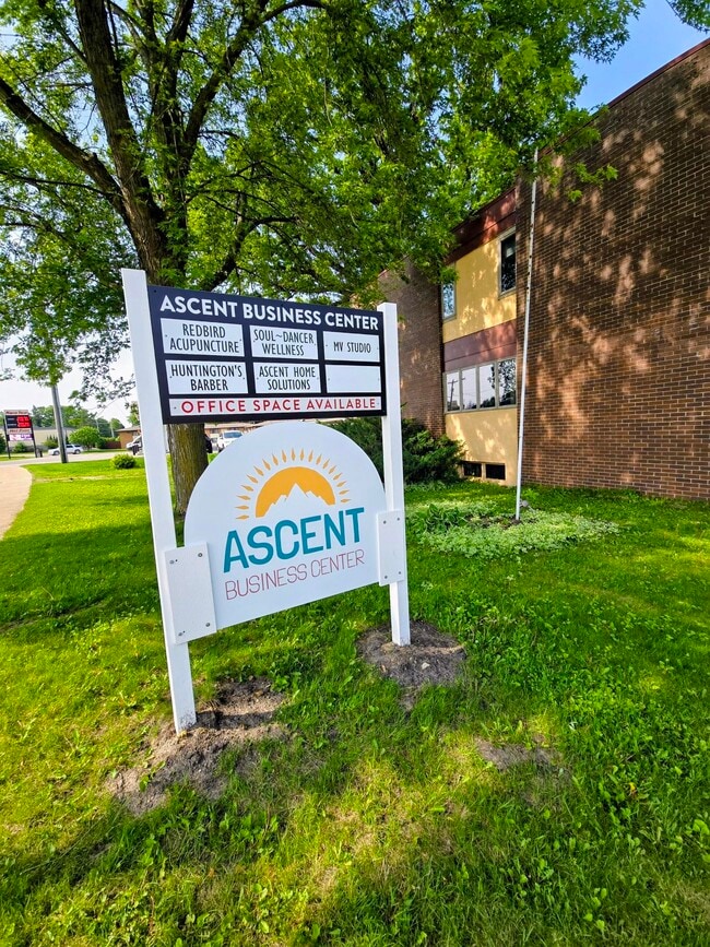 Photo - 207 W Holly St Unit Apt B Downstairs