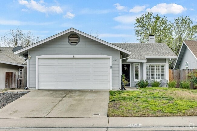 Building Photo - Adorable 3 bedroom 2 bath home