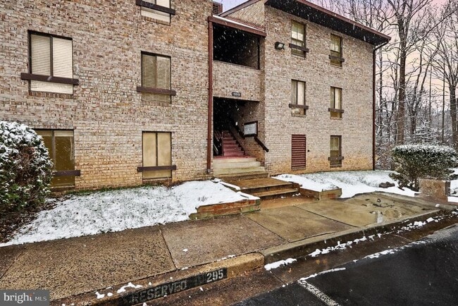 Building Photo - 11619 Stoneview Square Unit 2B