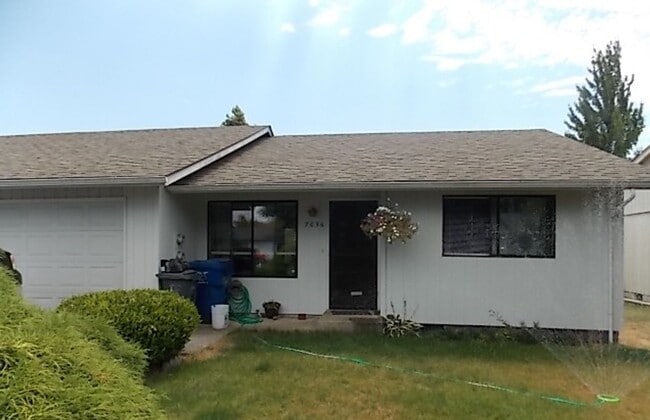 Building Photo - short04 Unit 3636