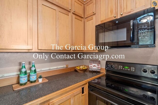 Photo - 843 SW Broadway Dr Unit #61