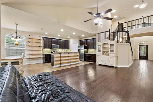 Photo - 1814 Sand Creek Rd