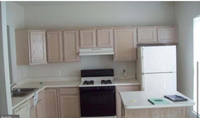 Photo - 21 21st St SE