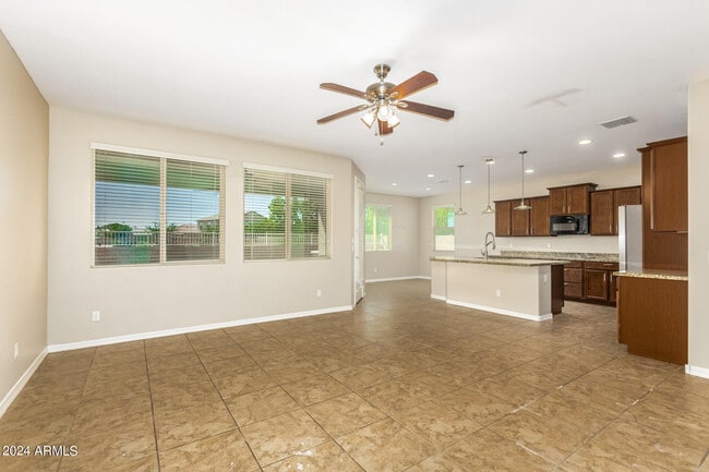 Photo - 35082 N Laredo Dr
