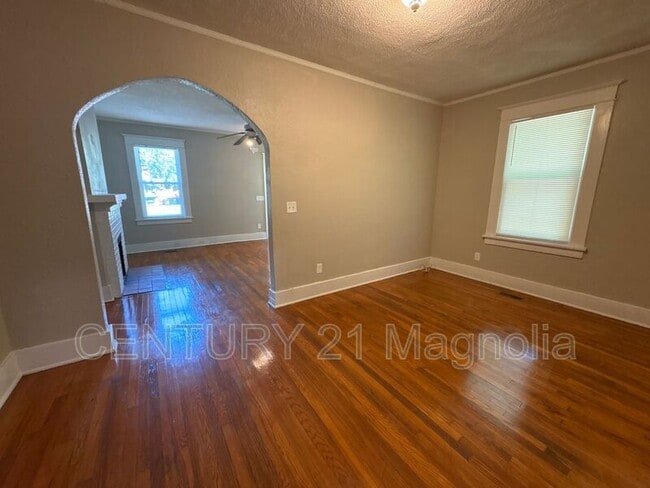 Photo - 1110 Troupe St