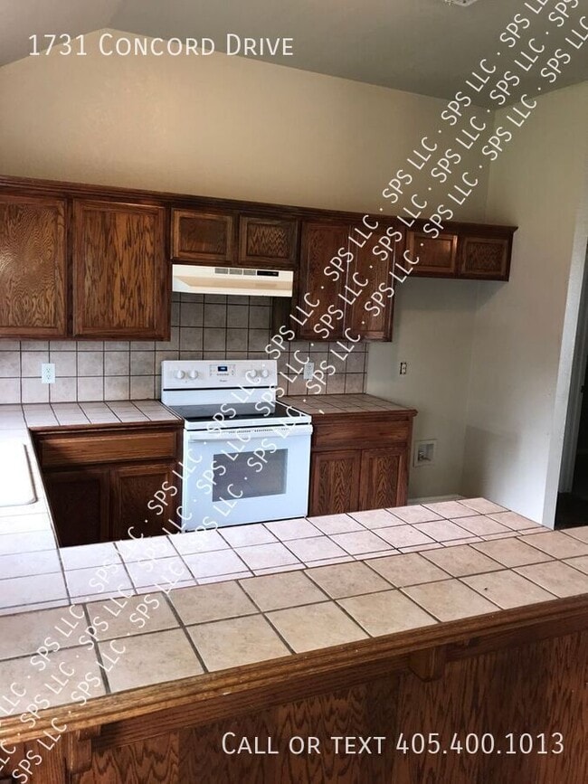 Photo - 1731 Concord Dr