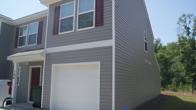 Building Photo - 188 Wall St