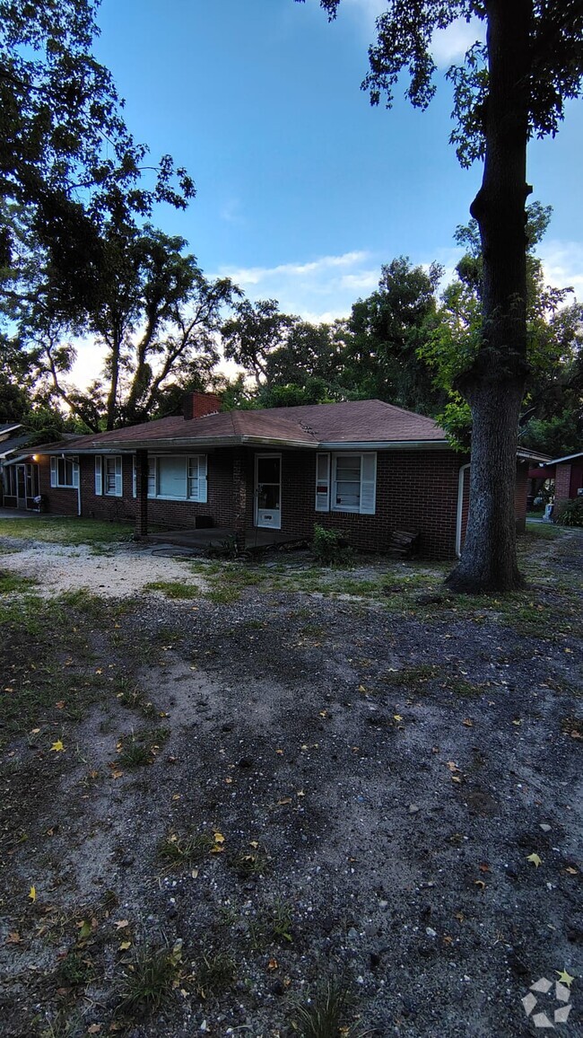 Building Photo - 3611 Hardee Ave Rental