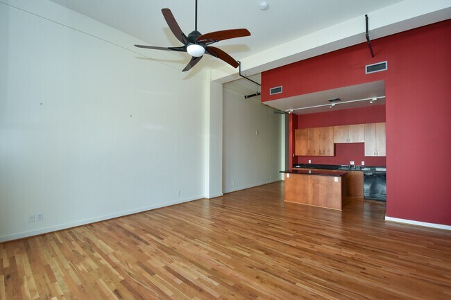 Photo - 915 Franklin St Unit 2H