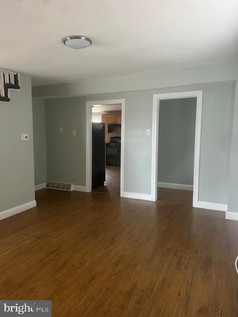 Photo - 493 W Elmer Rd