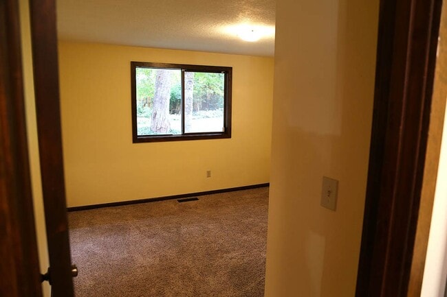 Photo - 4 bed 3 bath home, Lease through June 2027