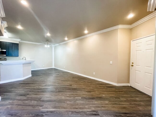 Photo - Alcantara Home Apts