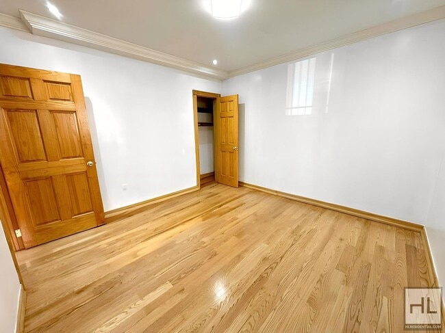 Photo - 172 STREET Unidad 1