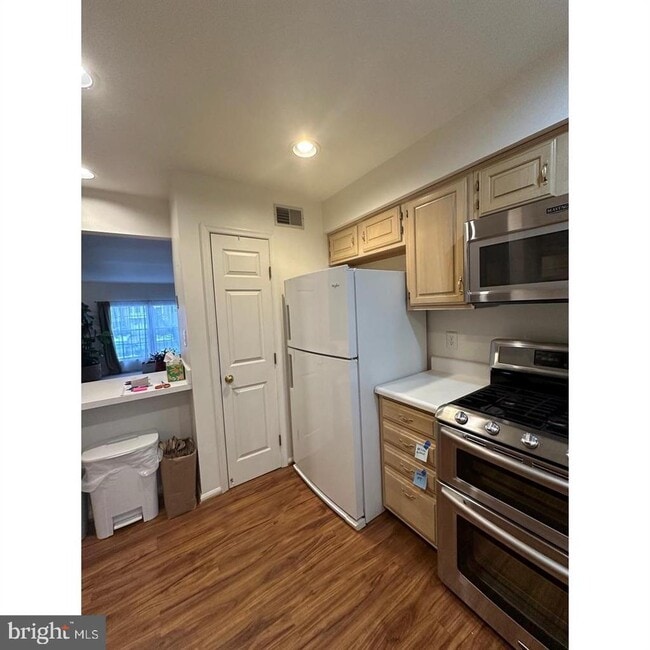 Photo - 1414 Park Garden Ln