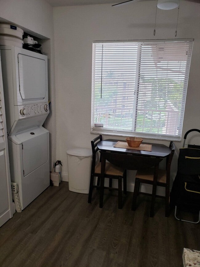 Photo - 7281 Amberly Ln Unit 401