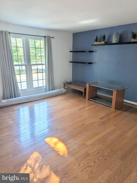 Photo - 46582 Broadspear Terrace