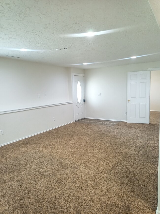 Photo - 9658 W Heather Rd