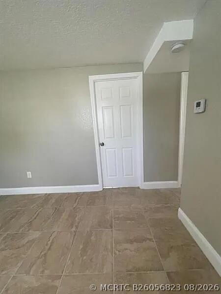 Photo - 2505 Ave L