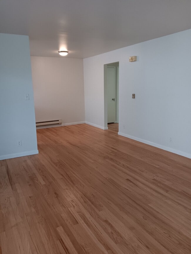 2240 NW 58th St Unit 2
