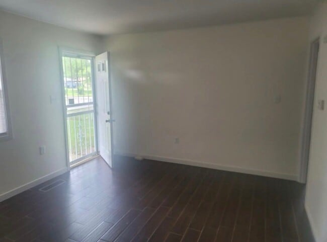 Photo - 237 Ridgeland Ave