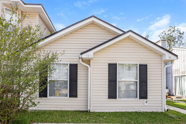 Building Photo - 5872 Liska Dr Rental