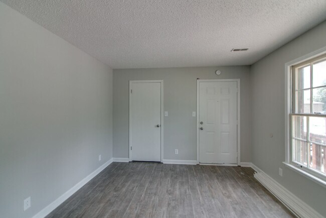 Photo - 103 Bennett Dr Unit A