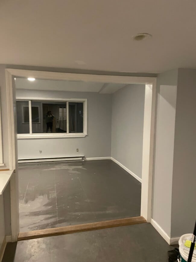 Photo - 78 Race St Unit Spacious 3 bd  Bristol