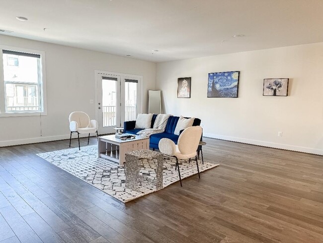 Photo - 20564 Milbridge Ter