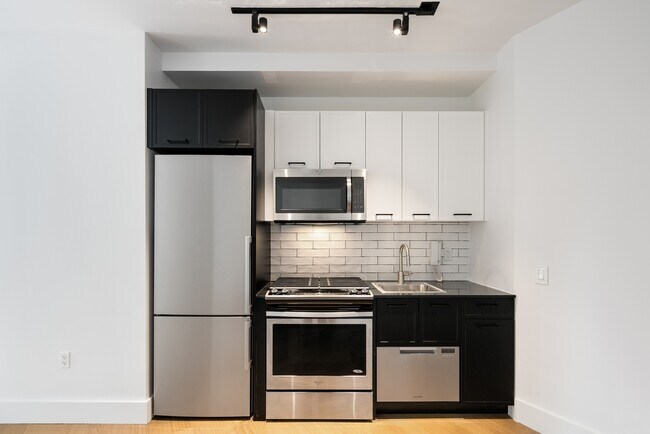 Building Photo - 63 Wall Street Rental