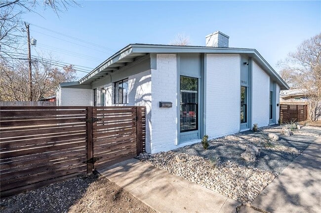 Photo - 4900 Hawk Cove