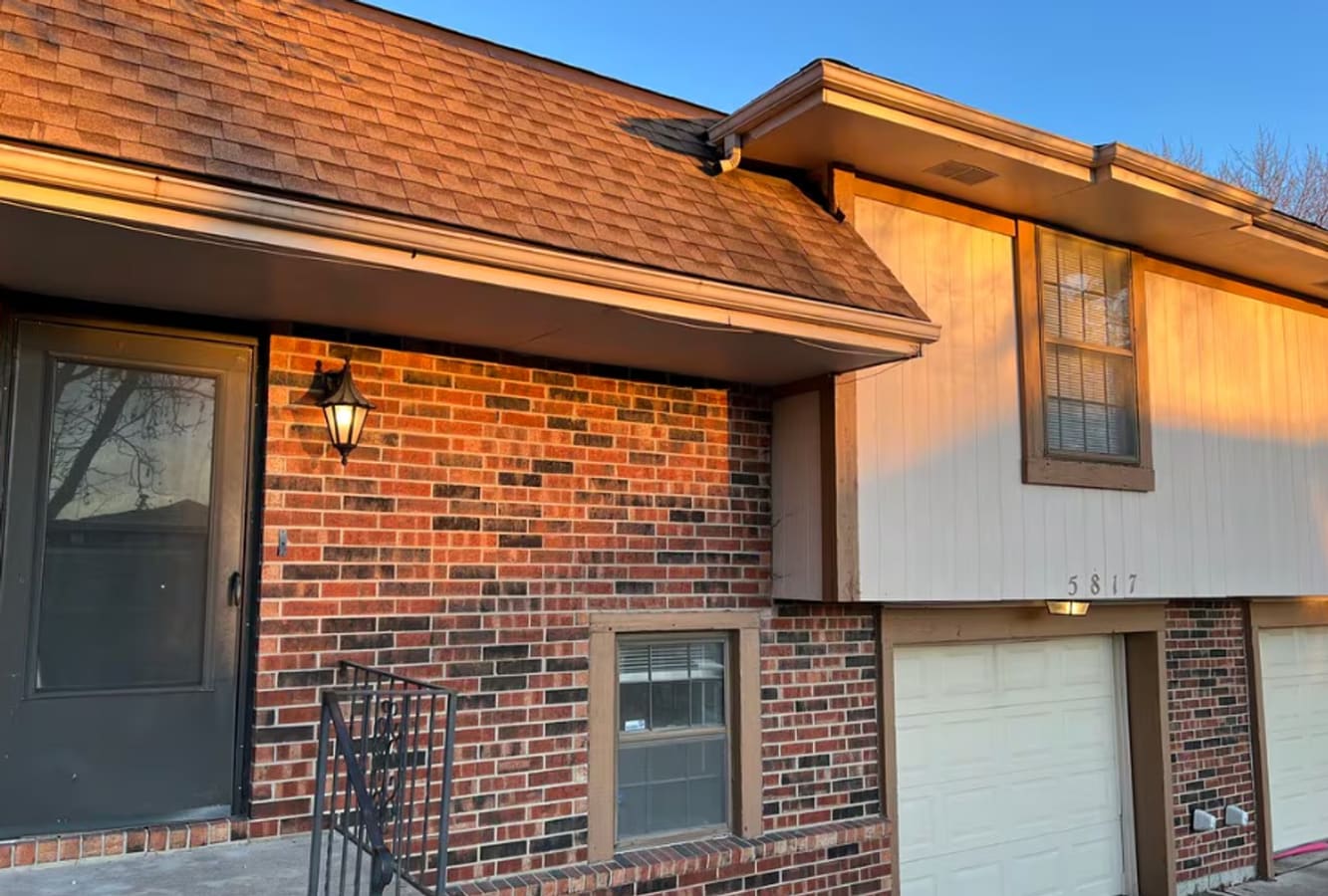 *COMING SOON* Spacious 3 Bed, Two Bath Dup... - *COMING SOON* Spacious 3 Bed, Two Bath Dup... House