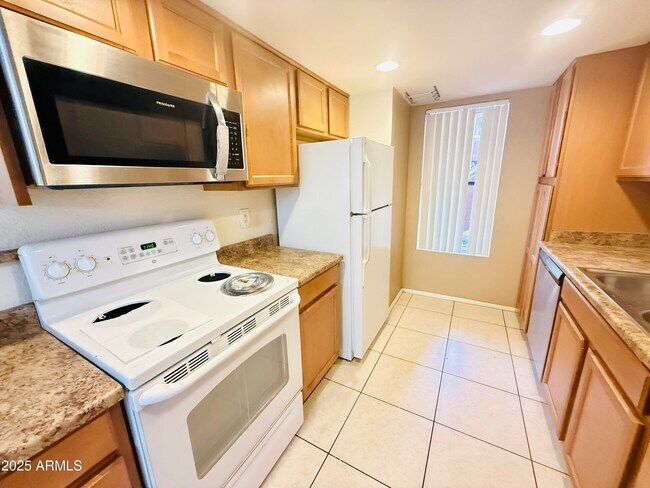 Photo - 1125 E Broadway Rd Unit 117